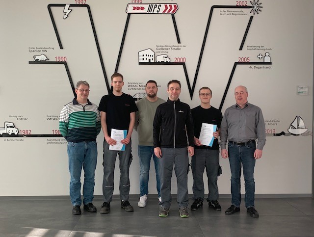 Abschlussprüfung 2023 v.l.: Horst Rettberg, Niklas Meischke, Jochen Henkel, Oliver Grieneisen, Maximilian Leichner, Klaus Degenhardt, nicht im Bild: Tim Krosta